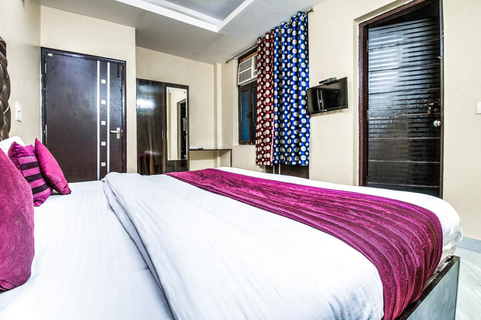 Hotel O Crosswinds Residency Indirapuram Dış mekan fotoğraf