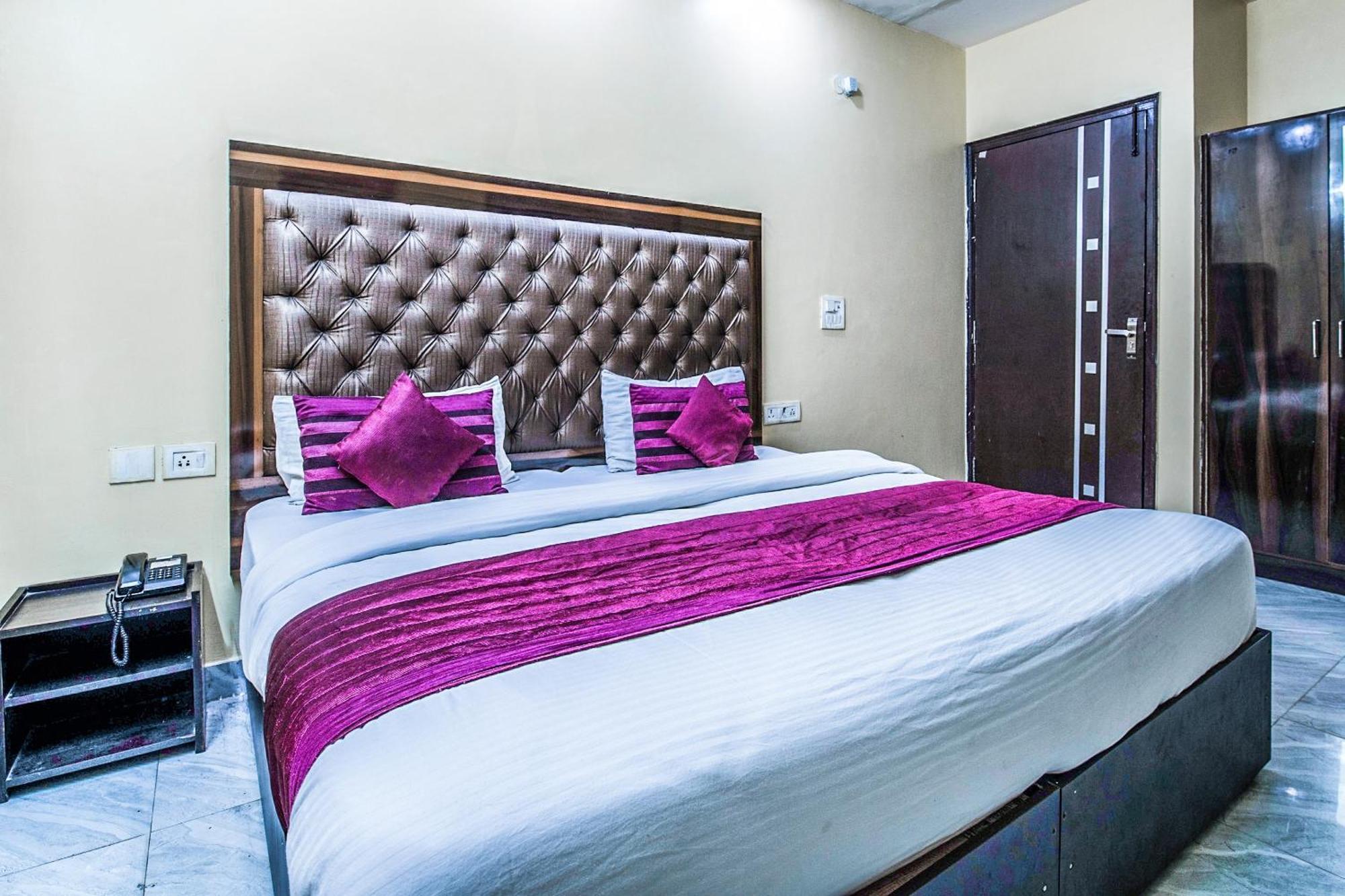 Hotel O Crosswinds Residency Indirapuram Dış mekan fotoğraf