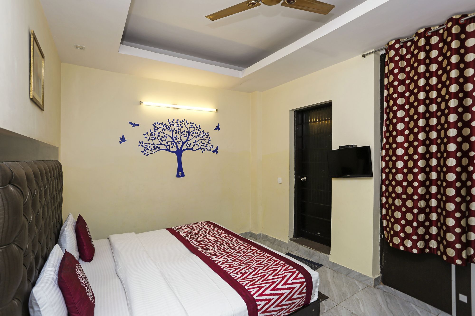 Hotel O Crosswinds Residency Indirapuram Dış mekan fotoğraf