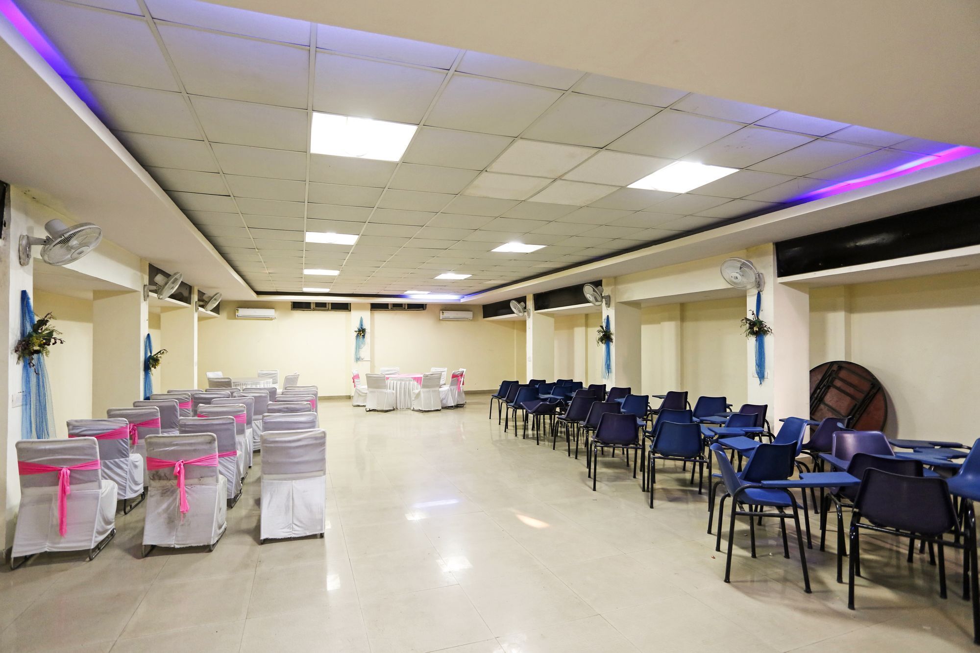 Hotel O Crosswinds Residency Indirapuram Dış mekan fotoğraf