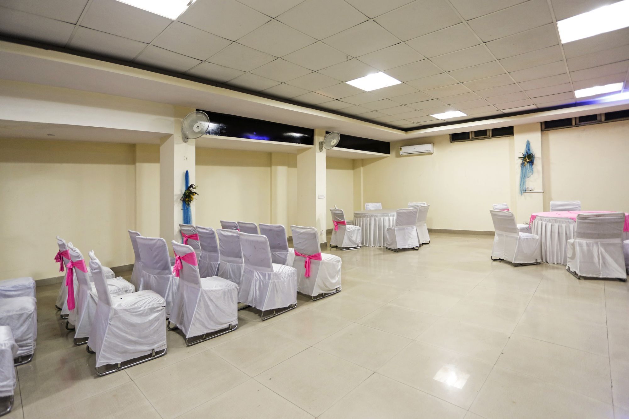 Hotel O Crosswinds Residency Indirapuram Dış mekan fotoğraf