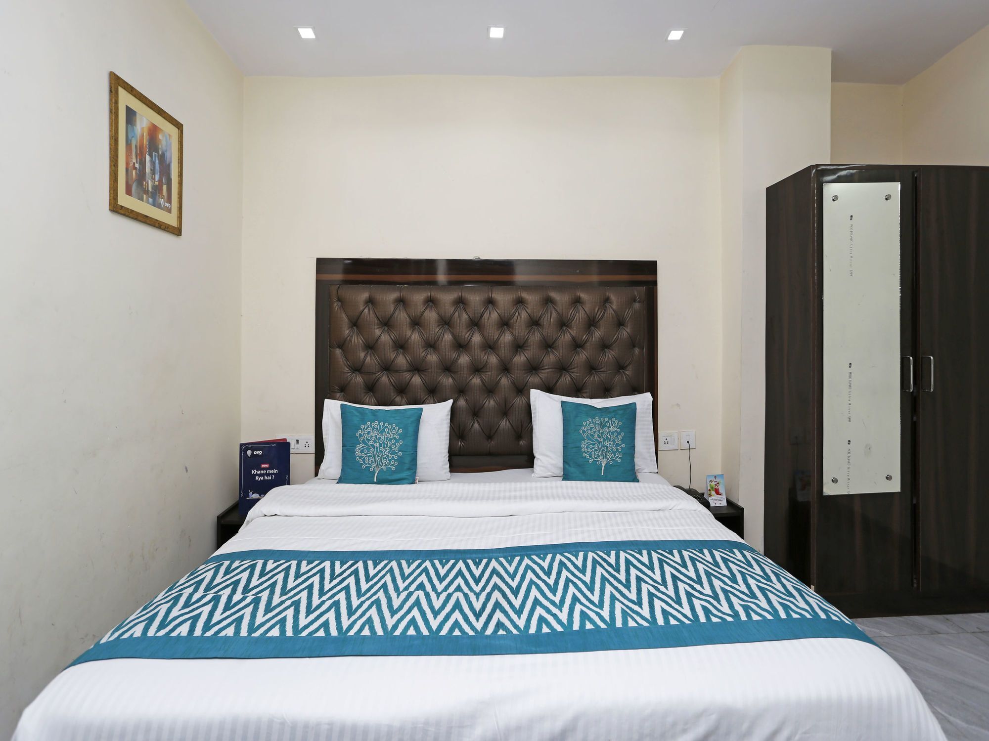 Hotel O Crosswinds Residency Indirapuram Dış mekan fotoğraf